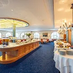 Central Sporthotel Davos Otel 4*