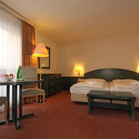 스위스 퀄리티 센트럴 스포트호텔 4* 다보스