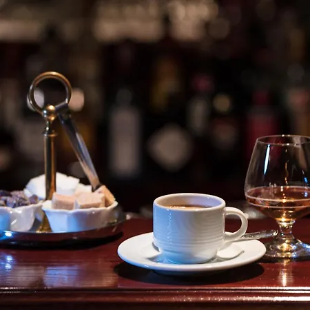 스위스 퀄리티 센트럴 스포트호텔 4*