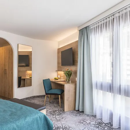 Szálloda Central Sporthotel Davos 4*
