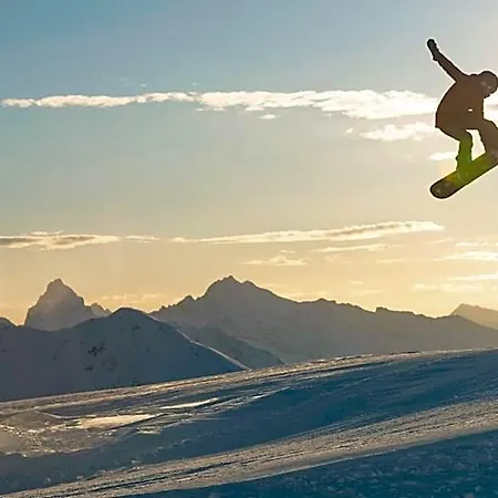 Central Sporthotel Davos 4*
