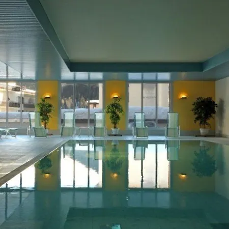 Hotel Central Sporthotel Davos 4*