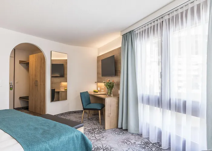 Szálloda Central Sporthotel Davos 4*
